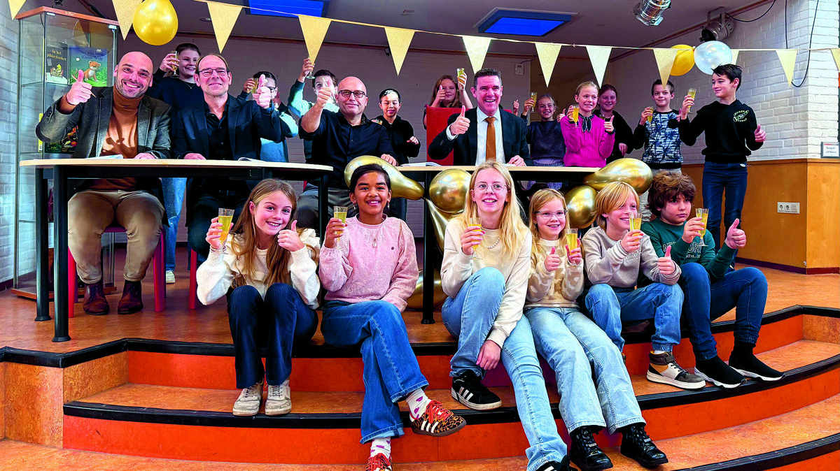 Ondertekening Kindcentrum Noorderkwartier.jpg