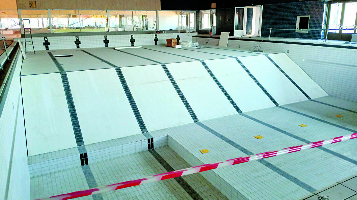 Het grote wedstrijdbad is nagenoeg klaar.jpg