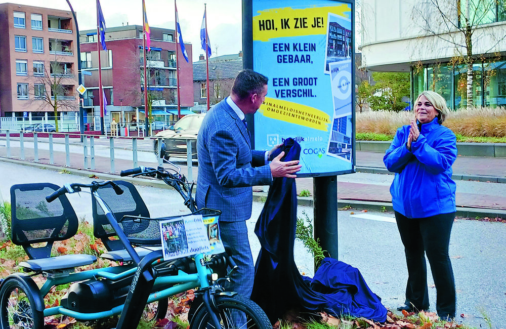 Het billboard is onthuld.jpg