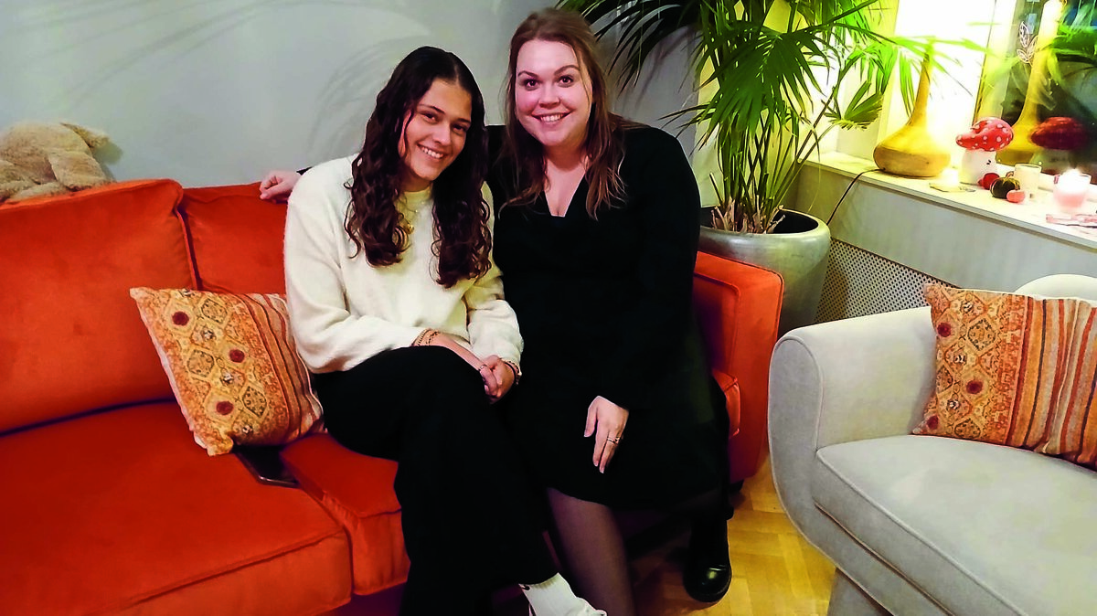 Noor, zit in de jongeren adviesraad en Myrthe is assistent coördinator.jpg