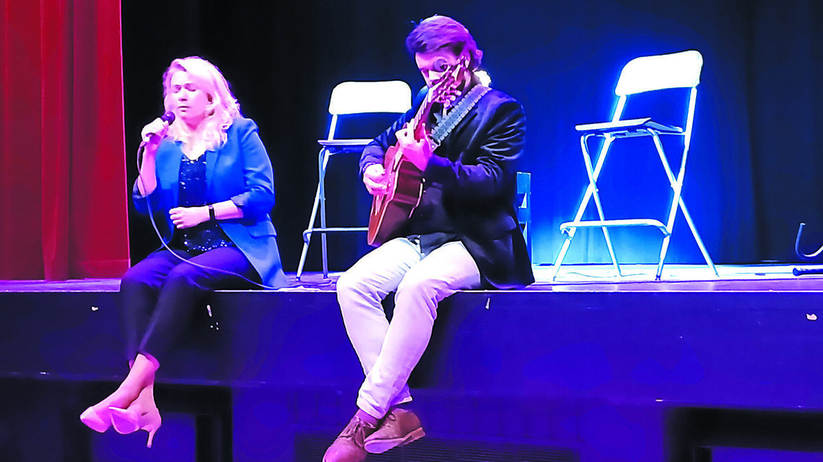 In het Noordik vertolkten Diana en Paul prachtige Franse chansons.jpg