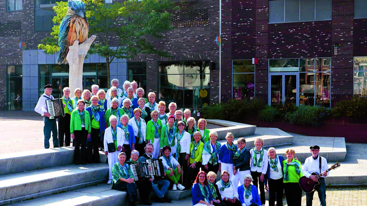 Schellevissen bij de IJsvogel in de Havenkom.jpg