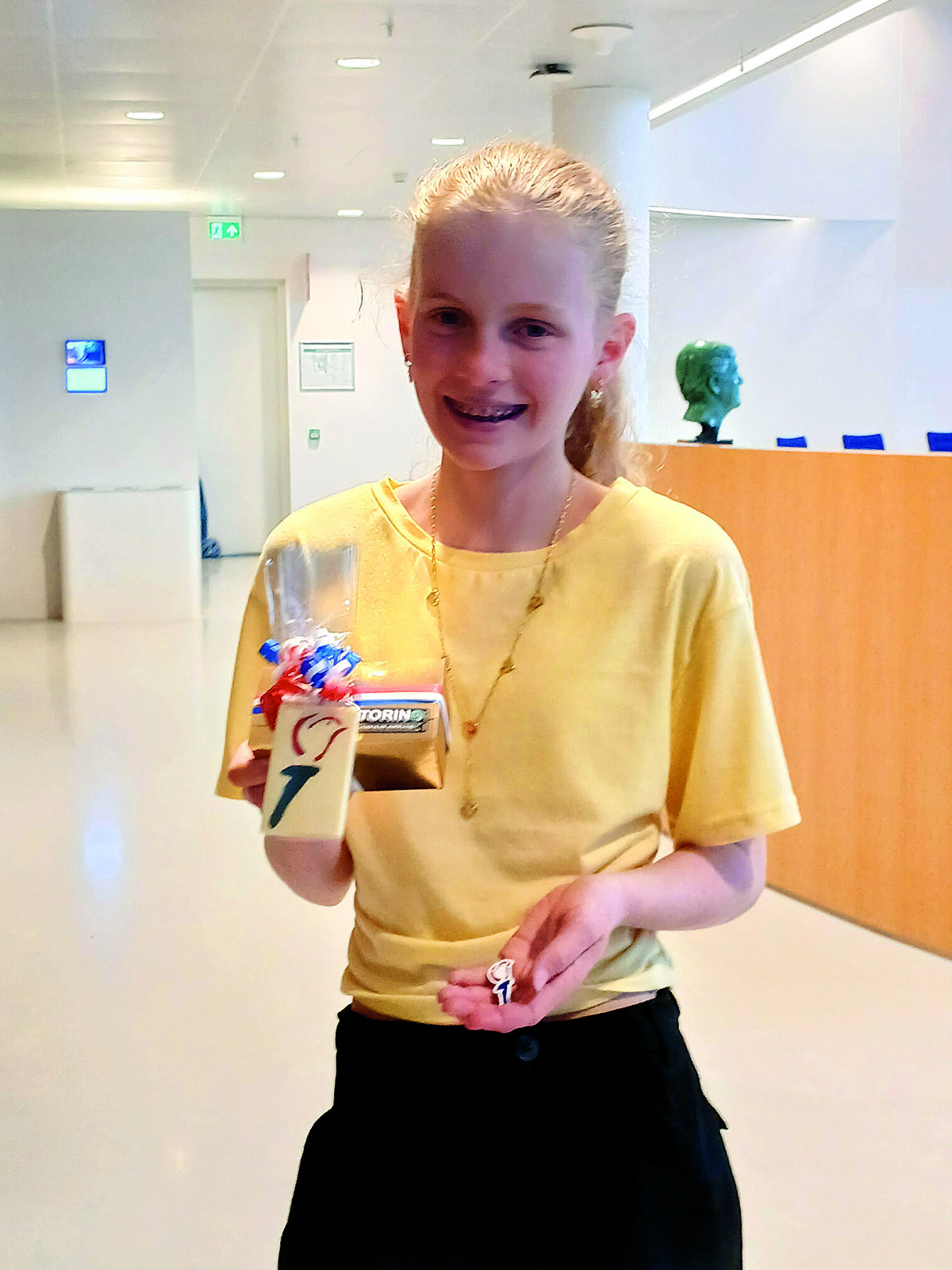 Lise Haarhuis schreef een indrukwekkend gedicht dat ze 5 mei mag voordragen.jpg