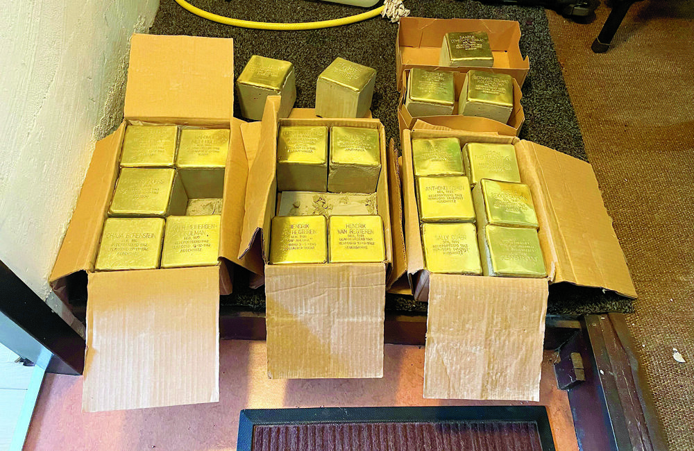 doos Stolpersteine.jpg