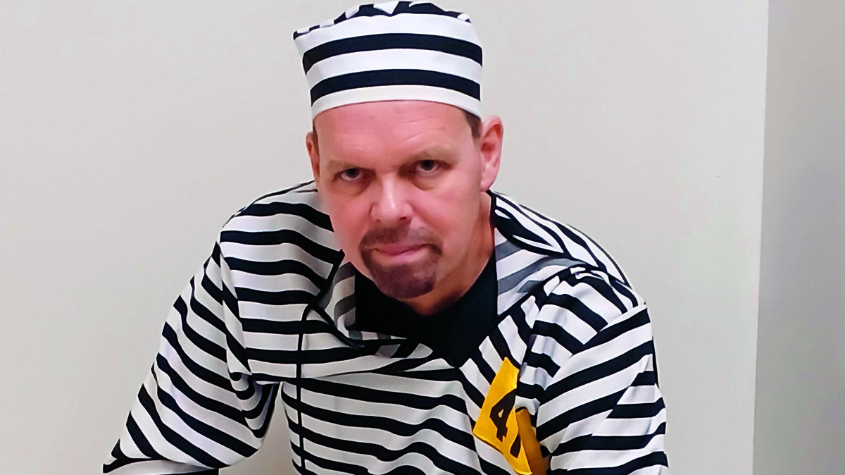 De boef in zijn cel.jpg