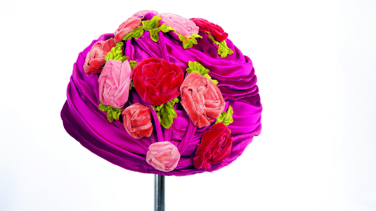 Hoed Hoed  Elsa Schiaparelli Frankrijk 50er jaren, collectie Tiny Meihuizen © foto Frank Bakker Fotografie (1).jpg