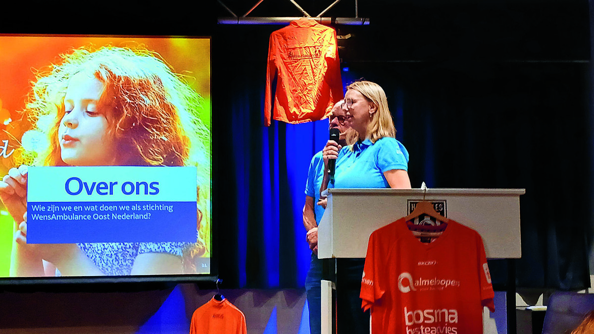 Karin van Dam van de Wensambulance